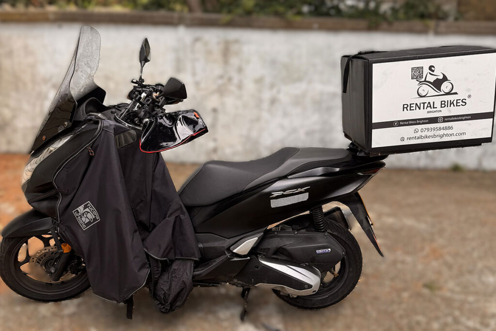 Black HONDA PCX
